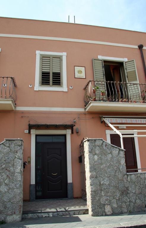 B&B Baia Delle Sirene Giardini Naxos Εξωτερικό φωτογραφία